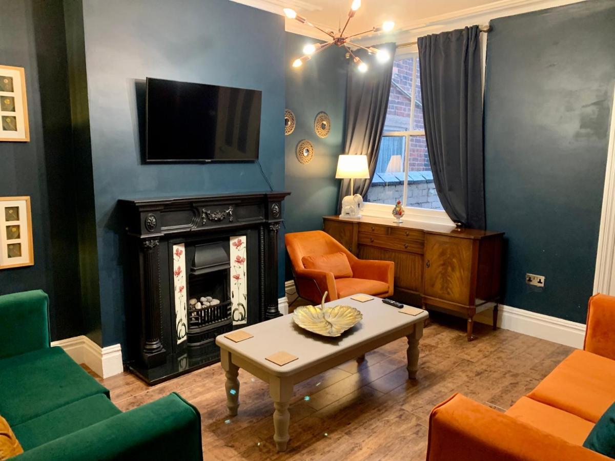 Stamer House By Yourstays, Stylish Quirky House, With 4 Double Bedrooms, Book Now! Stoke-on-Trent Eksteriør billede