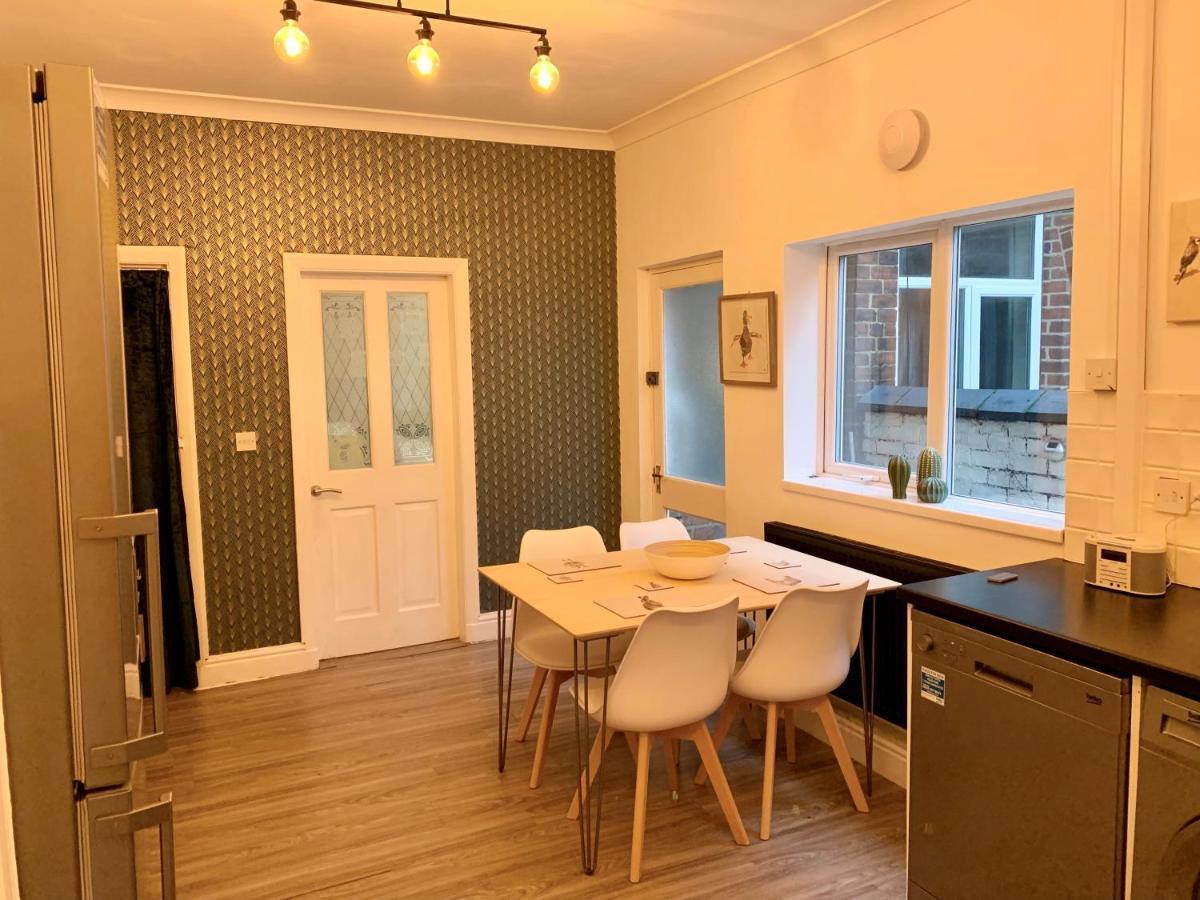 Stamer House By Yourstays, Stylish Quirky House, With 4 Double Bedrooms, Book Now! Stoke-on-Trent Eksteriør billede