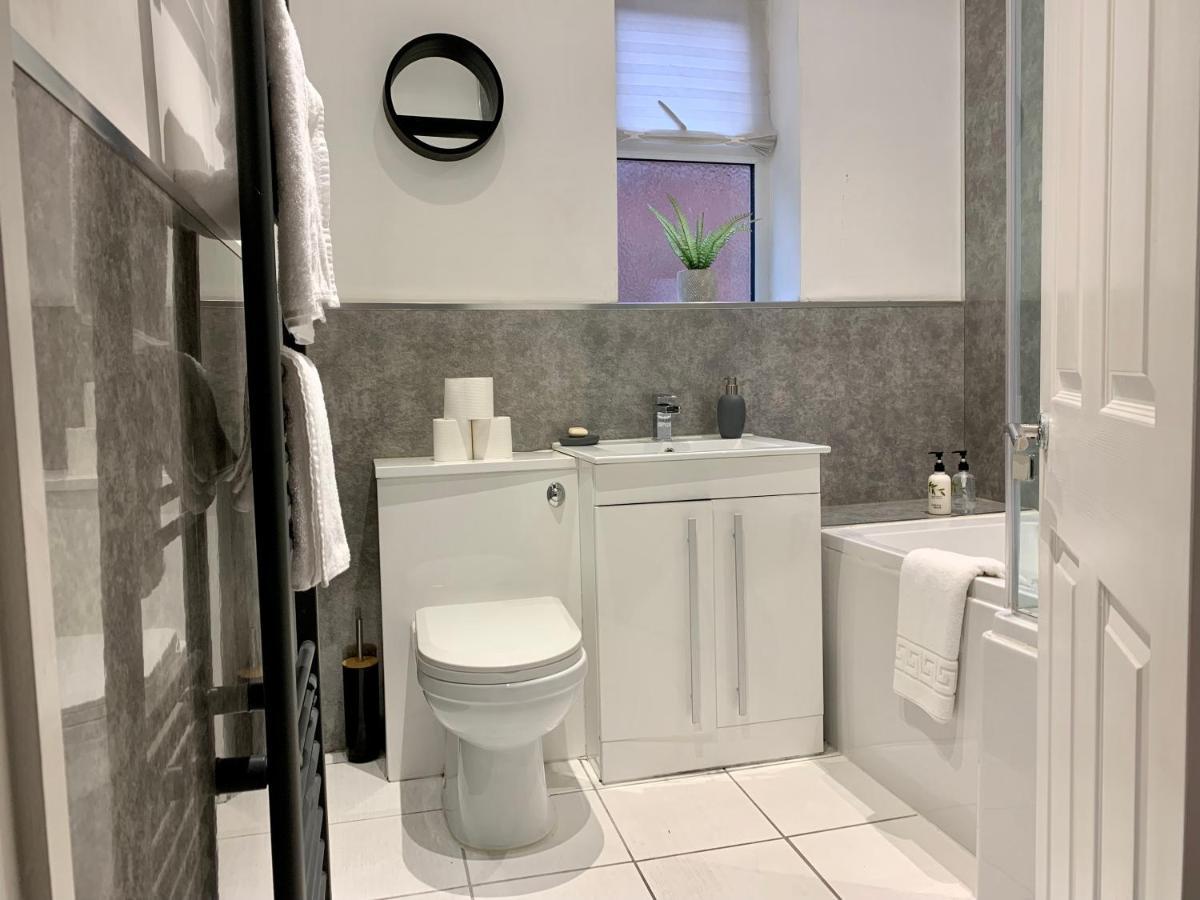 Stamer House By Yourstays, Stylish Quirky House, With 4 Double Bedrooms, Book Now! Stoke-on-Trent Eksteriør billede