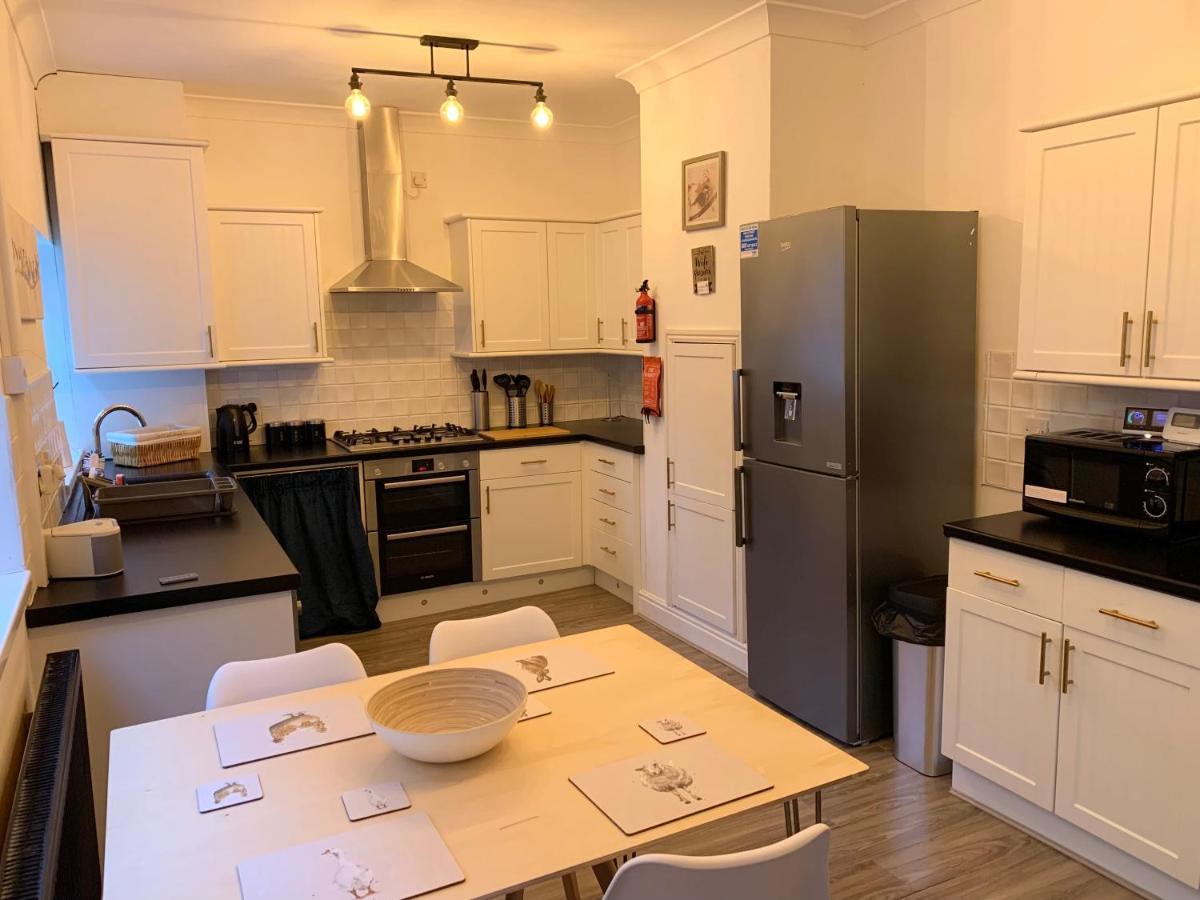 Stamer House By Yourstays, Stylish Quirky House, With 4 Double Bedrooms, Book Now! Stoke-on-Trent Eksteriør billede