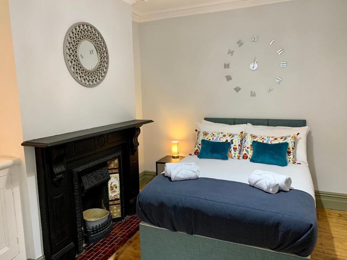 Stamer House By Yourstays, Stylish Quirky House, With 4 Double Bedrooms, Book Now! Stoke-on-Trent Eksteriør billede